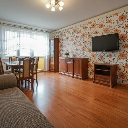 아파트 Apartament Malczewskiego 18 슈비노우이스쳬